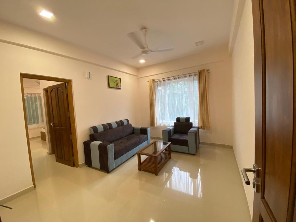 Daffodils Luxury Airport Suites Kochi Exteriör bild