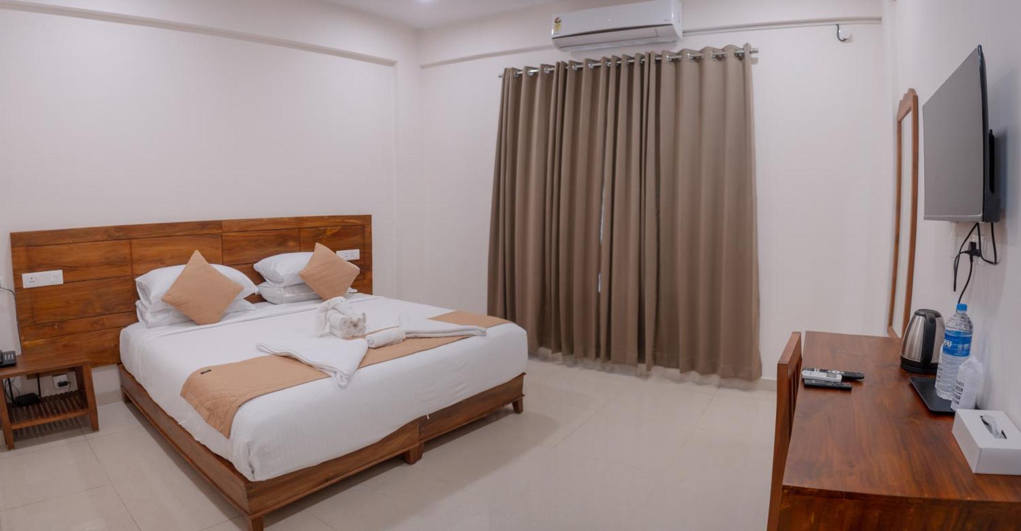 Daffodils Luxury Airport Suites Kochi Exteriör bild